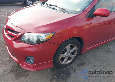 2011 Toyota Corolla S z USA, uszkodzony, nr VIN 2T1BU4EE6BC683758